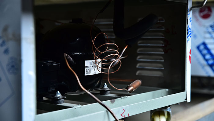 吉遠(yuǎn)制冷的水晶棺的組成部件有哪些？